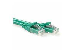 ACT Groene 0,25 meter U/UTP CAT6A patchkabel snagless met RJ45 connectoren