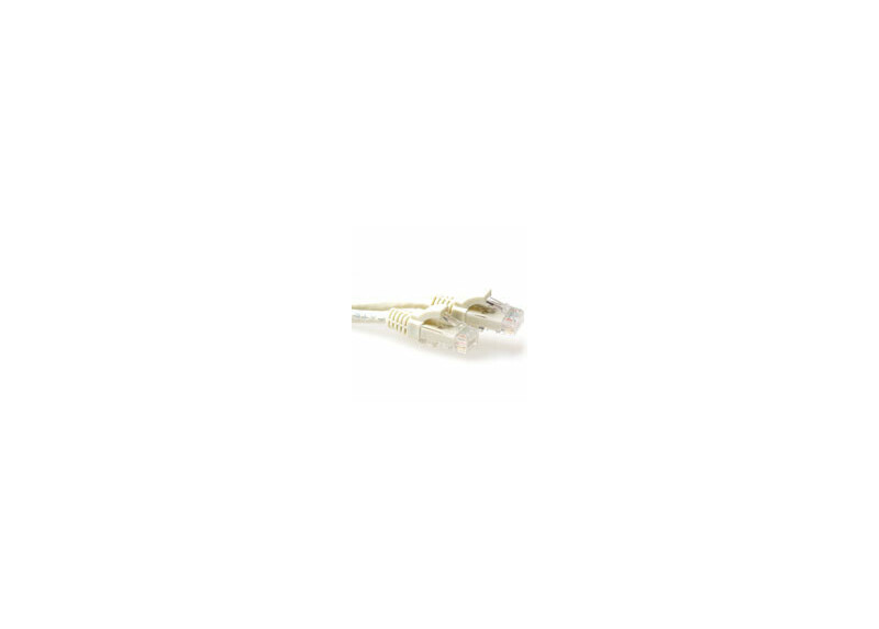 ACT Ivoor 0,5 meter U/UTP CAT6A patchkabel snagless met RJ45 connectoren