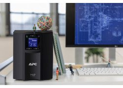 UPS APC Smart UPS 1000VA SMC1000IC