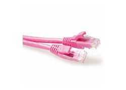 ACT Roze 0,5 meter U/UTP CAT6A patchkabel snagless met RJ45 connectoren