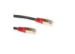 ACT Zwarte 0,5 meter LSZH F/UTP CAT5E patchkabel cross met RJ45 connectoren