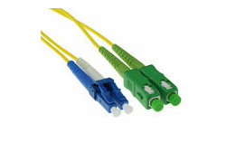 ACT 1,5 meter LSZH Singlemode 9/125 OS2  glasvezel patchkabel duplex met SC/APC en LC/UPC connectoren