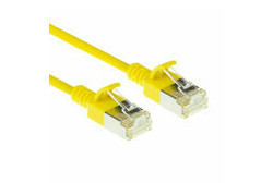 ACT Gele 0,5 meter LSZH U/FTP CAT6A datacenter slimline patchkabel snagless met RJ45 connectoren