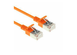 ACT Oranje 0,5 meter LSZH U/FTP CAT6A datacenter slimline patchkabel snagless met RJ45 connectoren